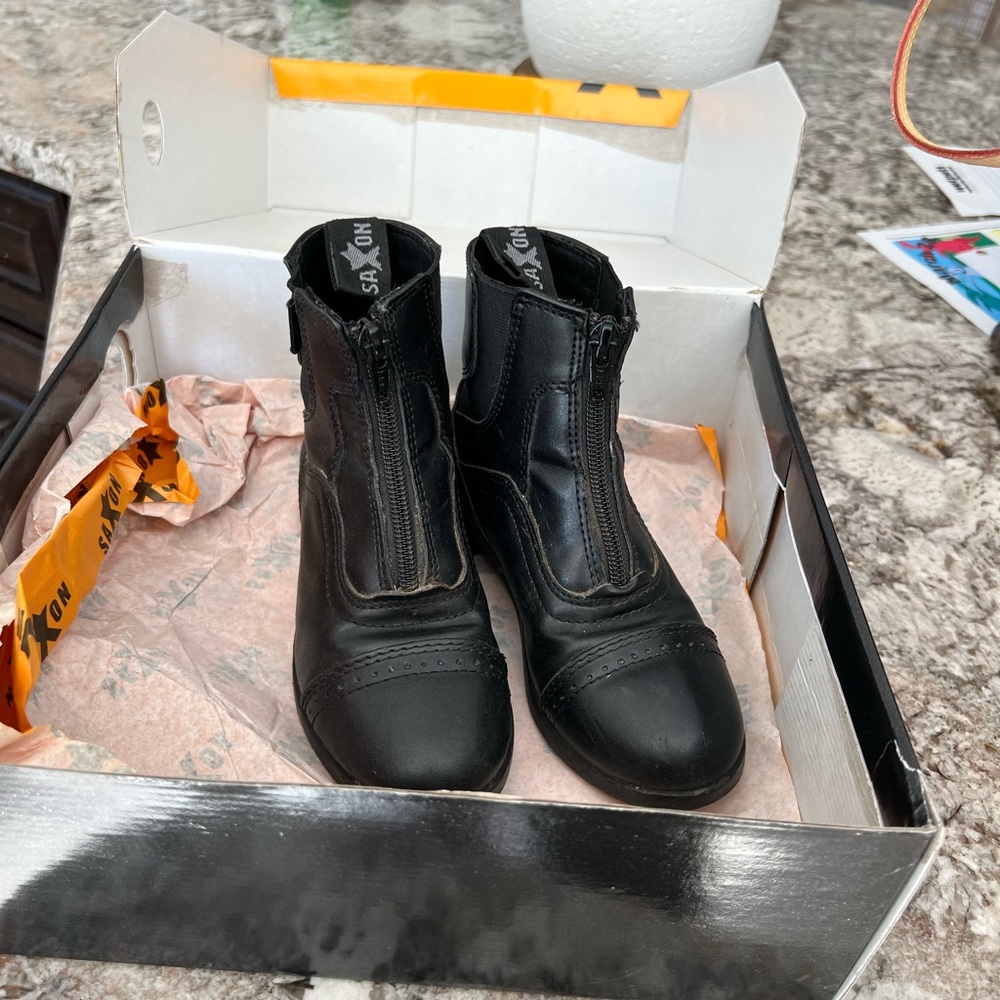 Paddock riding boots